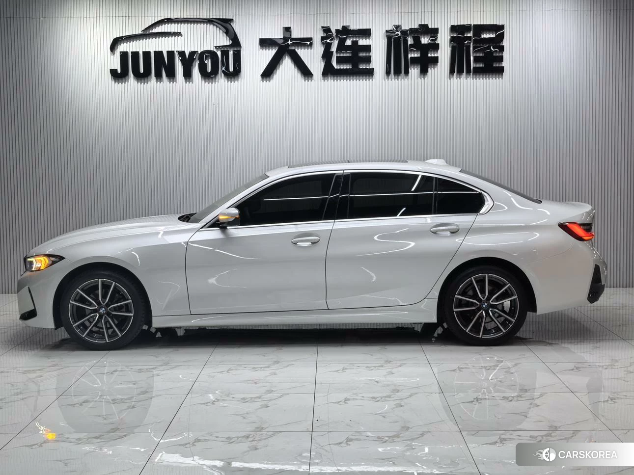 BMW 3 series 2022 Белый из Китая, фото 4