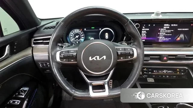 Kia K5 3rd generation 2023 Черный из Кореи, фото 4