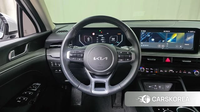 Kia The New K5 Hybrid 3rd generation 2024 Белый из Кореи, фото 4