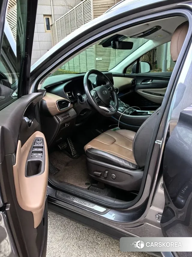 Hyundai The New Santa Fe 2021 Серебристо-серый из Кореи, фото 4