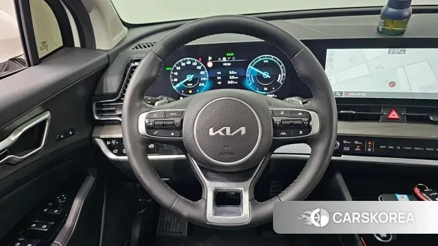 Kia Sportage 5th Generation Hybrid 2023 Белый из Кореи, фото 4