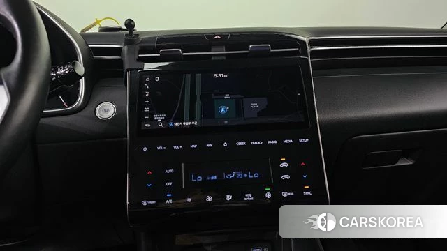 Hyundai Tucson (NX4) 2021 Черный из Кореи, фото 4