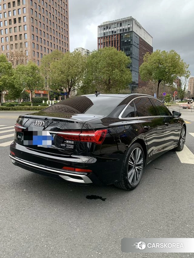 Audi A6L 2023 Черный из Китая, фото 4