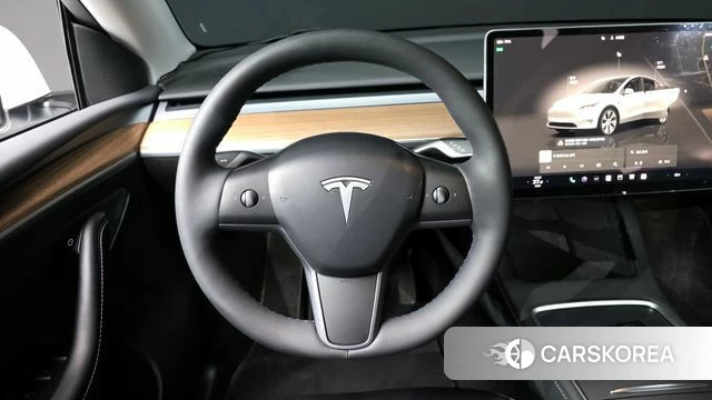 Tesla Model Y 2023 Белый из Кореи, фото 4