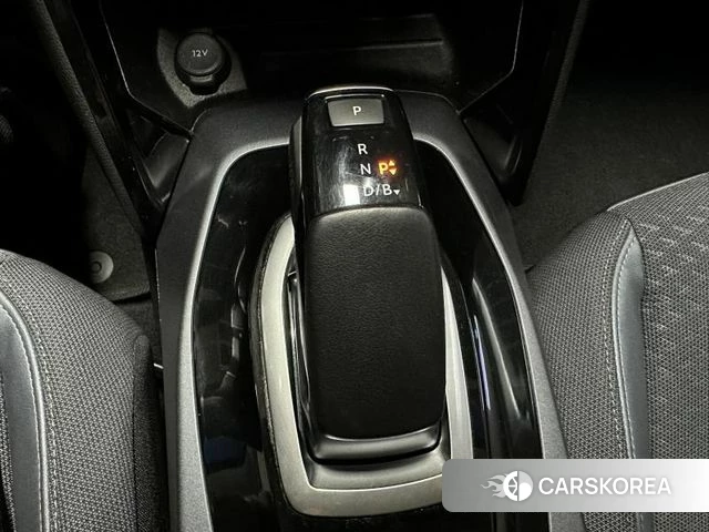 Peugeot e-2008 second generation 2021 Черный из Кореи, фото 4