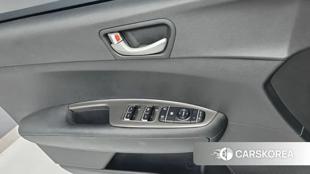 Kia The New K5 2nd generation 2018 Белый из Кореи, фото 4