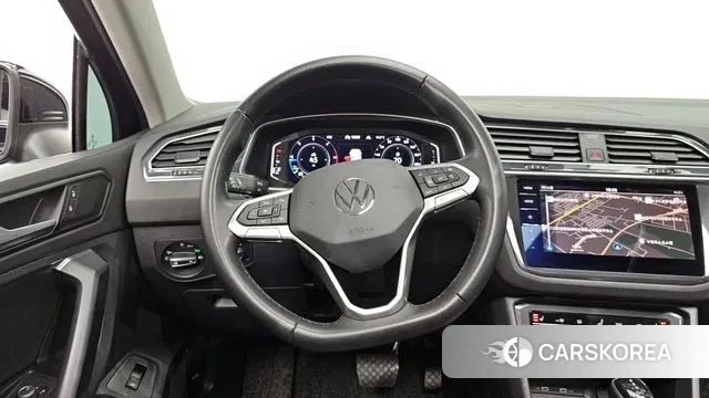 Volkswagen Tiguan second Generation 2022 Черный из Кореи, фото 4