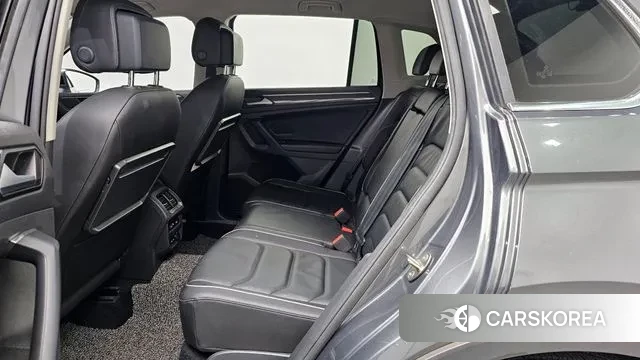 Volkswagen Tiguan second Generation 2020 Серый из Кореи, фото 4