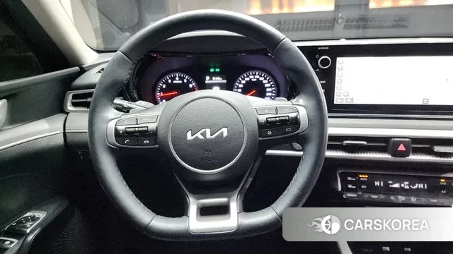Kia K5 3rd generation 2023 Серый из Кореи, фото 4