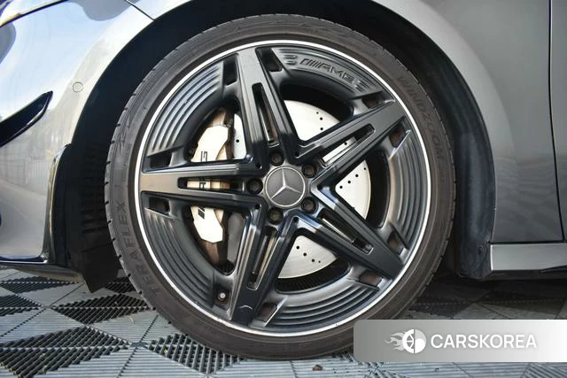 Mercedes-Benz Class A AMG 2024 Темно-серый из Китая, фото 4