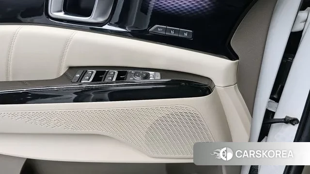 Kia Carnival 4th generation 2022 Белый из Кореи, фото 4