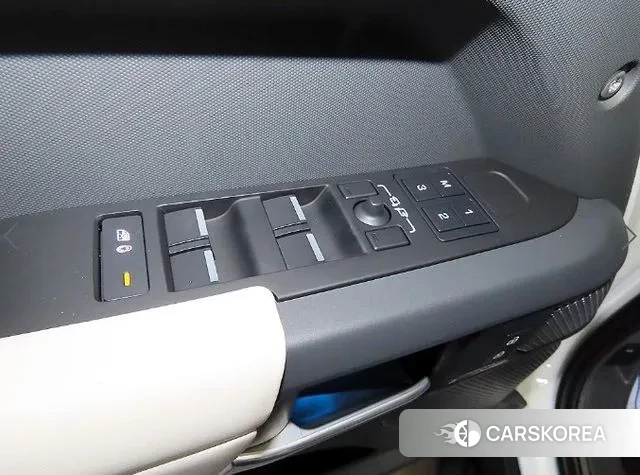 Land Rover Defender (L663) 2024 Белый из Кореи, фото 4