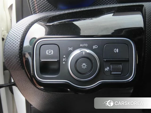 Mercedes-Benz A-Class W177 2021 Белый из Кореи, фото 4