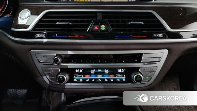 BMW 7 Series (G11) 2019 Синий из Кореи, фото 4