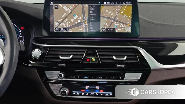BMW 5 Series (G30) 2021 Черный из Кореи, фото 4