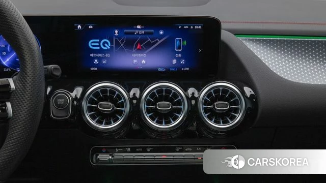Mercedes-Benz EQA H243 2025 Белый из Кореи, фото 4