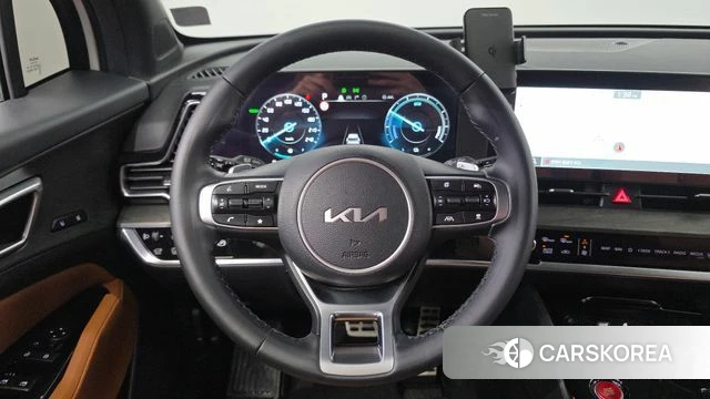 Kia Sportage 5th Generation Hybrid 2023 Белый из Кореи, фото 4