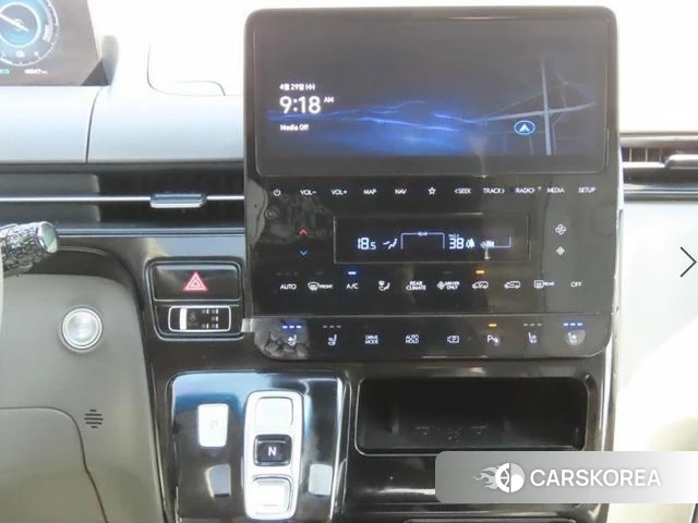 Hyundai Staria 2024 Белый из Кореи, фото 4