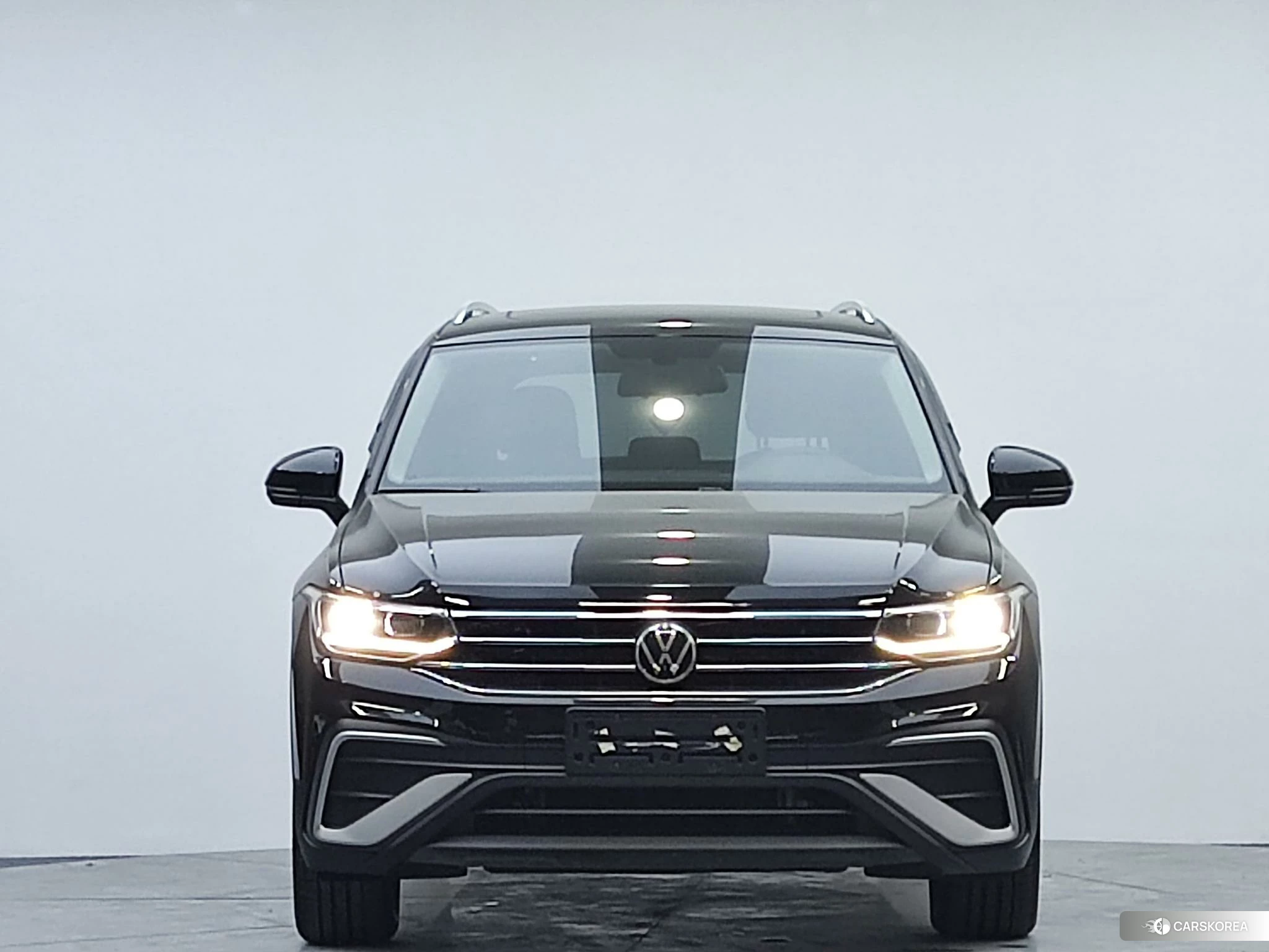 Volkswagen Tiguan L 2022 Черный из Китая, фото 4