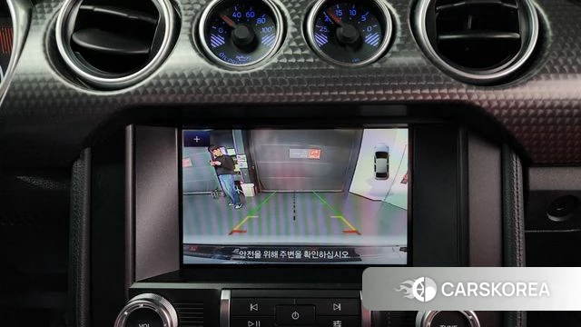 Ford Mustang 2022 Черный из Кореи, фото 4