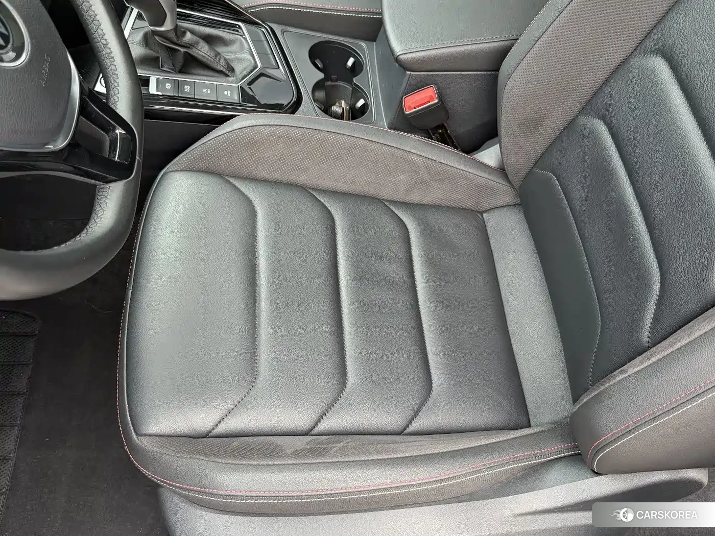 Volkswagen Tayron 2022 Белый из Китая, фото 4