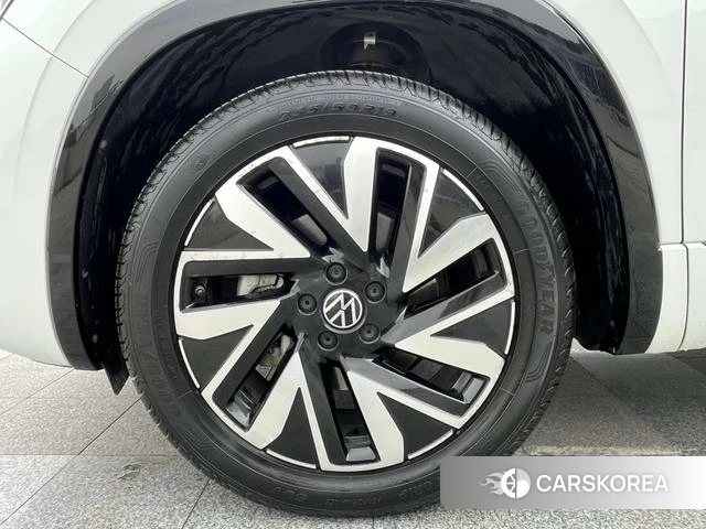 Volkswagen Tanyue X 2023 Белый из Китая, фото 4
