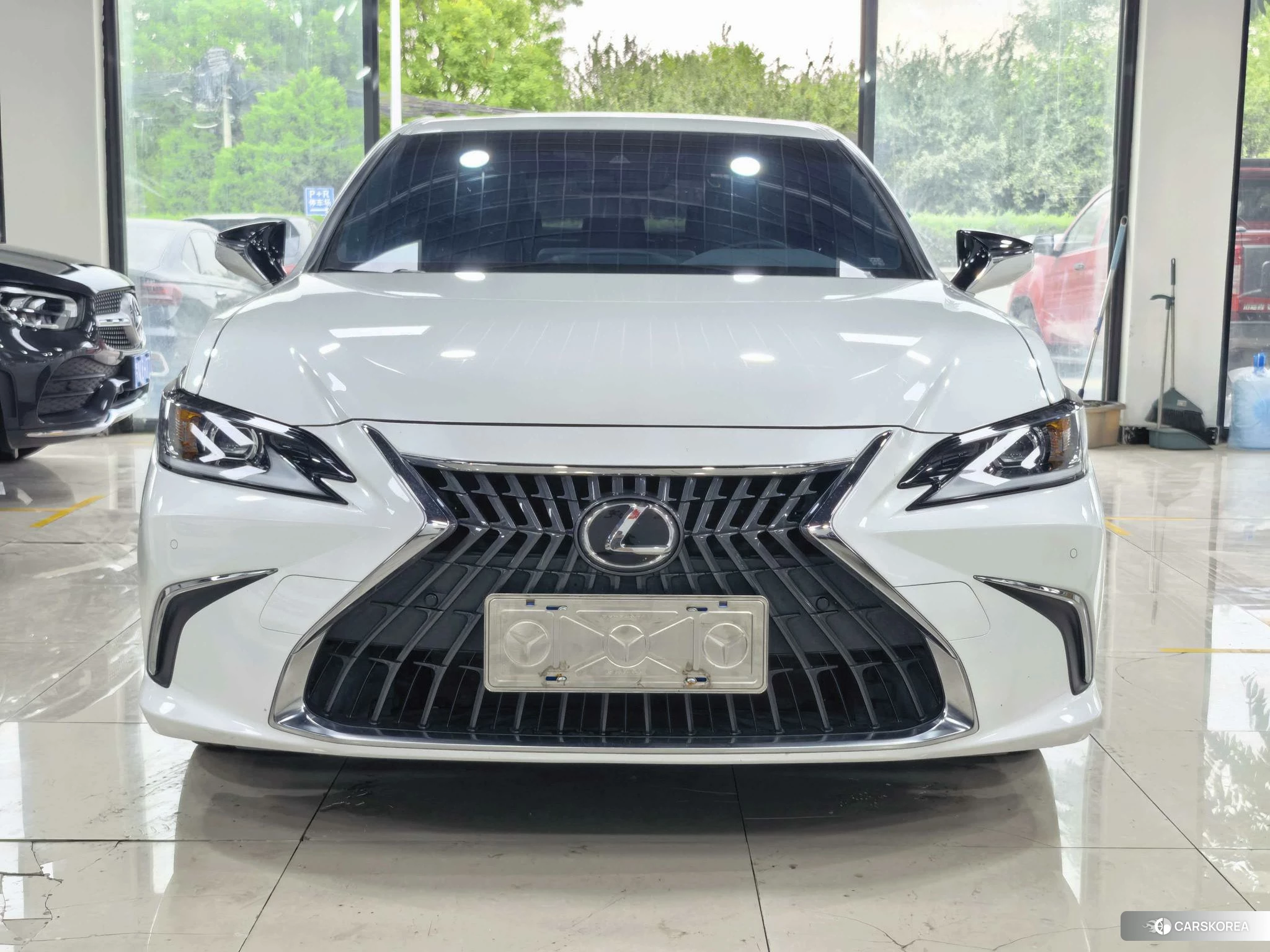 Lexus ES 2022 Белый из Китая, фото 4