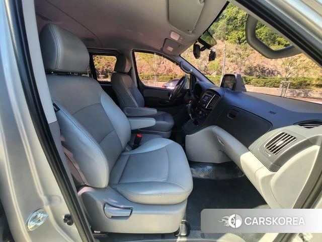 Hyundai The New Grand Starex 2018 Серый из Кореи, фото 4