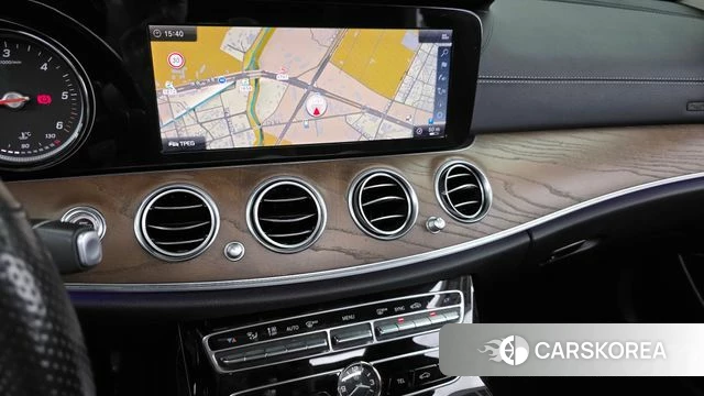 Mercedes-Benz E-Class W213 2018 Серый из Кореи, фото 4