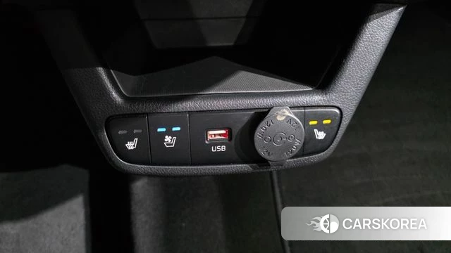Kia The New Kia Ray 2023 Белый из Кореи, фото 4