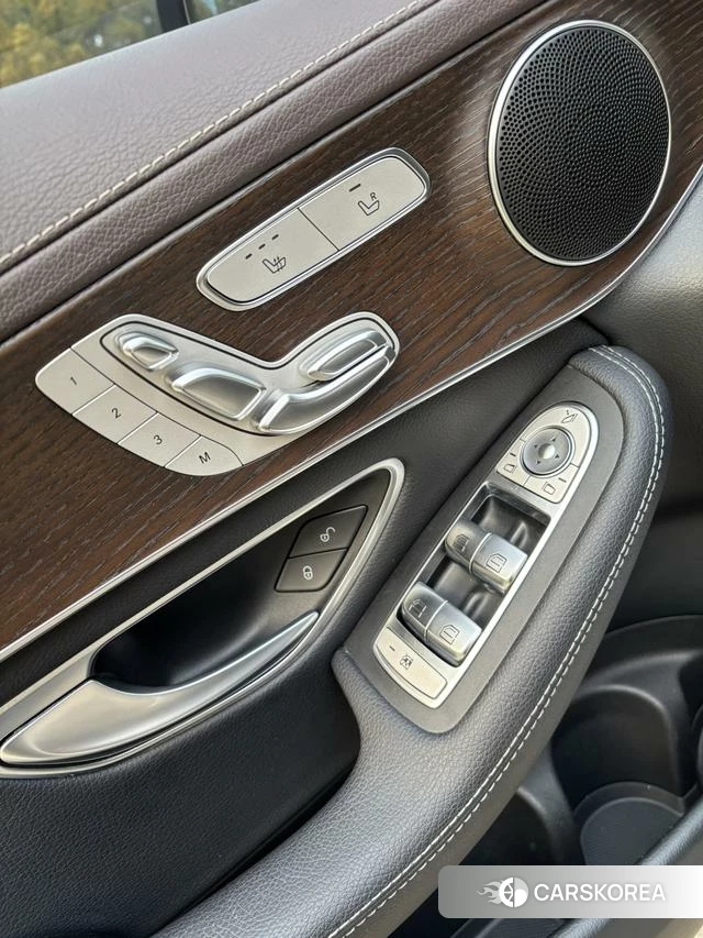 Mercedes-Benz GLC 2021 Черный из Китая, фото 4