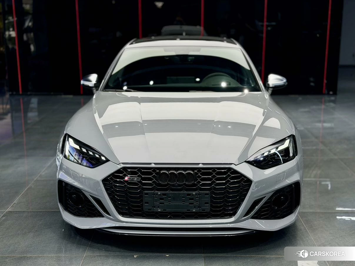 Audi RS 5 2021 Серебристо-серый из Китая, фото 4