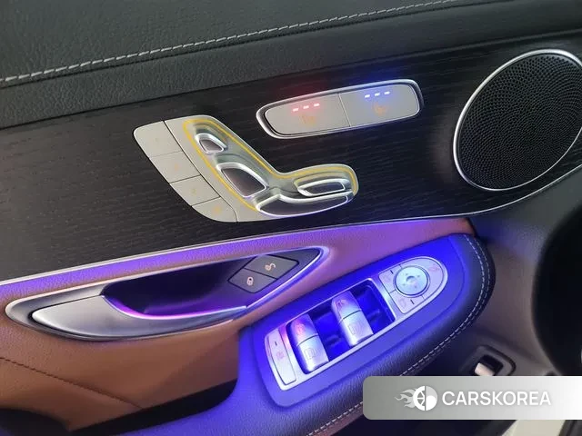 Mercedes-Benz GLC-Class X253 2023 Белый из Кореи, фото 4