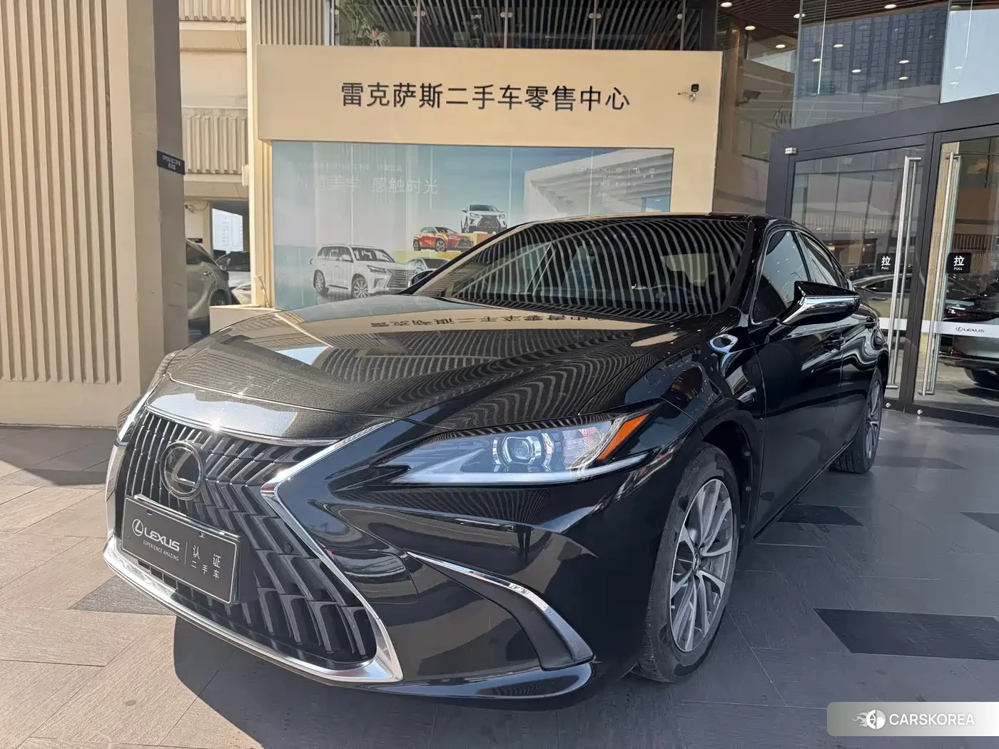 Lexus ES 2023 Черный из Китая, фото 4