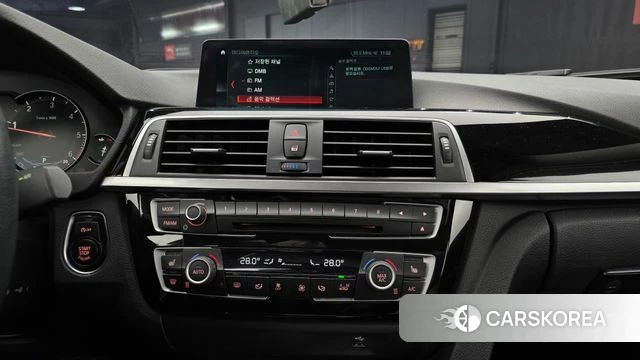 BMW 3 Series (F30) 2018 Белый из Кореи, фото 4