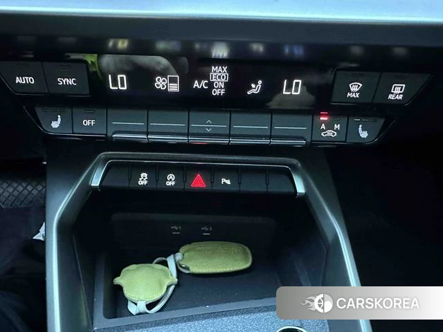 Audi A3 2023 Темно-серый из Китая, фото 4