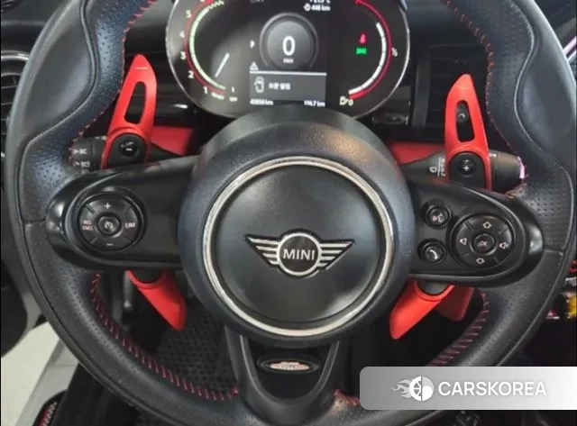 Mini Cooper S Convertible 2021 Серебряный из Кореи, фото 4