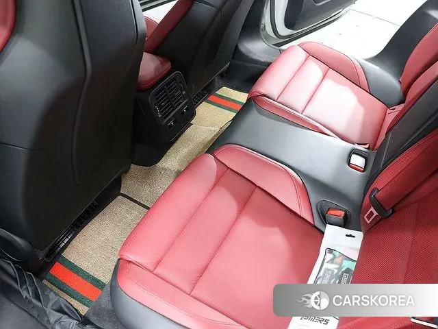 Porsche Taycan 2023 Серый из Кореи, фото 4