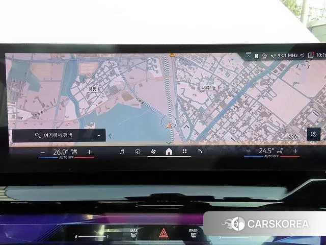 BMW 5 Series (G60) 2025 Серебристо-серый из Кореи, фото 4