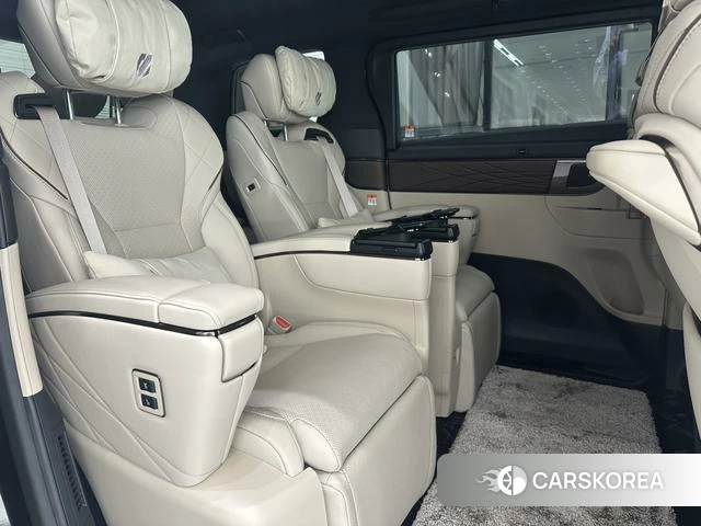 Toyota Elfa 2026 Черный из Китая, фото 4