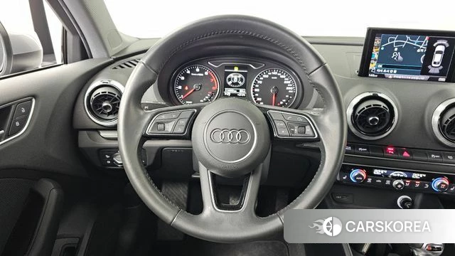 Audi New A3 2018 Серебристо-серый из Кореи, фото 4