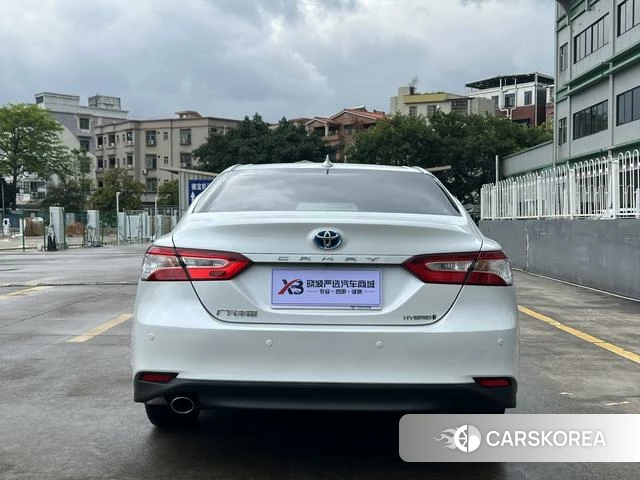 Toyota Camry 2024 Белый из Китая, фото 4