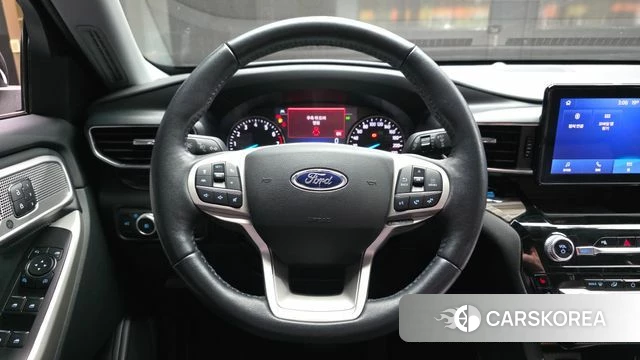 Ford Explorer 6th Generation 2021 Белый из Кореи, фото 4
