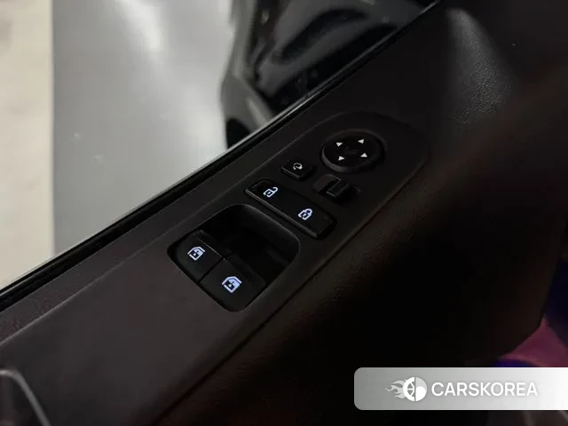 Hyundai Staria 2023 Черный из Кореи, фото 4