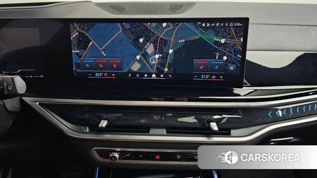 BMW X7 (G07) 2024 Белый из Кореи, фото 4