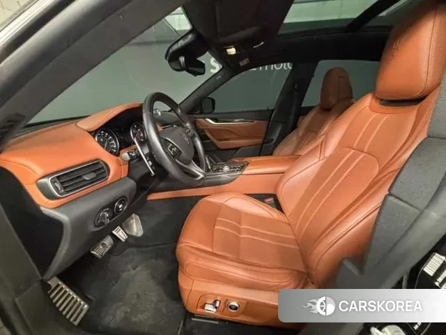 Maserati Levante 2022 Черный из Кореи, фото 4