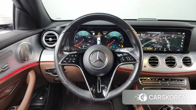 Mercedes-Benz E-Class W213 2021 Белый из Кореи, фото 4