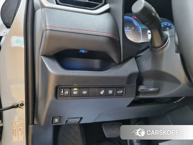 Toyota RAV4 5th Generation 2024 Белый из Кореи, фото 4