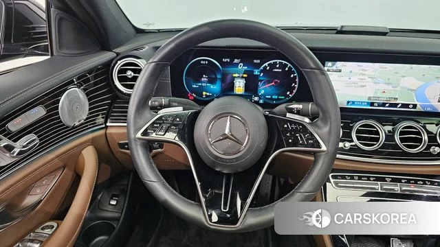 Mercedes-Benz E-Class W213 2021 Черный из Кореи, фото 4