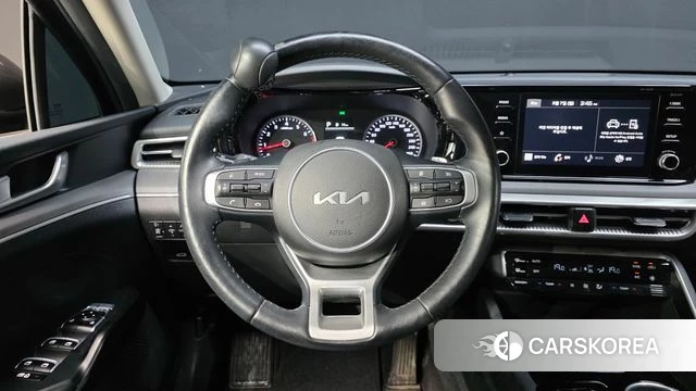 Kia K5 3rd generation 2023 Серый из Кореи, фото 4